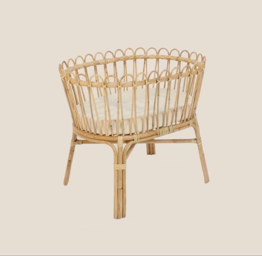 国内レア　ラタン　ベビーベッド