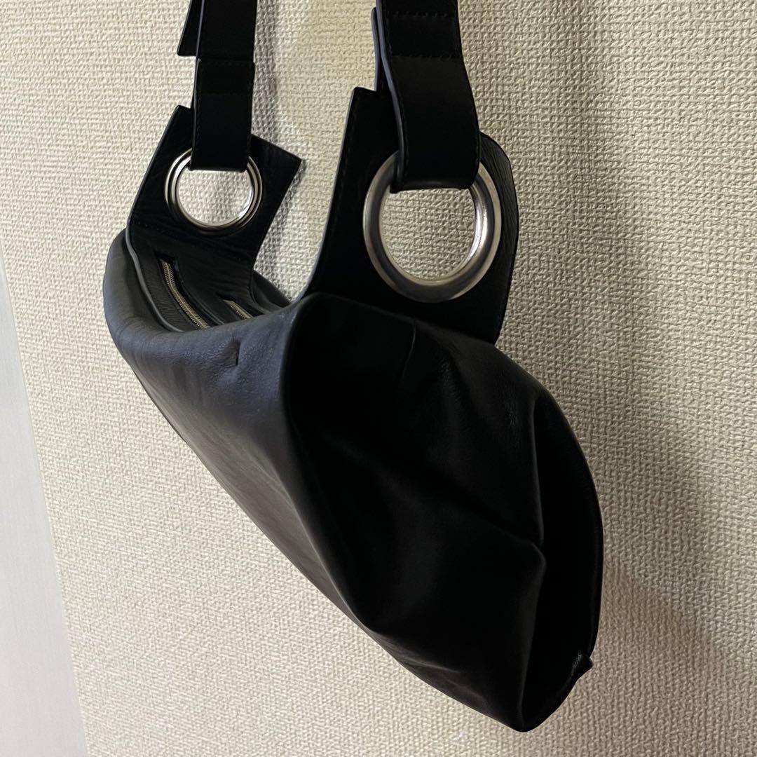 Kawakawa レザー　ボディバック　ショルダーバッグ レザー　ブラック