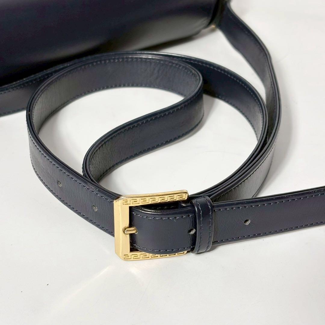 ジャンニヴェルサーチ　ネイビー　メデューサ　ショルダーバッグ　レザー.