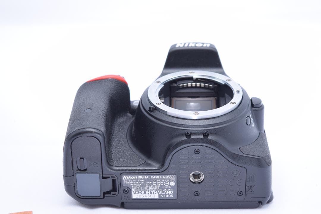 ❷Nikon D5500 デジタル一眼レフカメラ　シャッター数10回