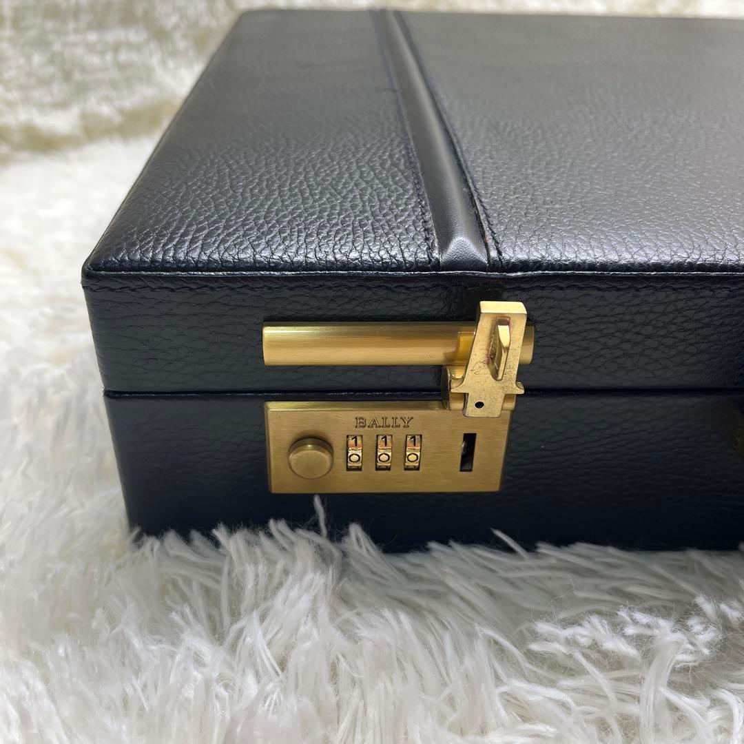 【美品】BALLY アタッシュケース ブリーフケース ビジネスバッグ ブラック