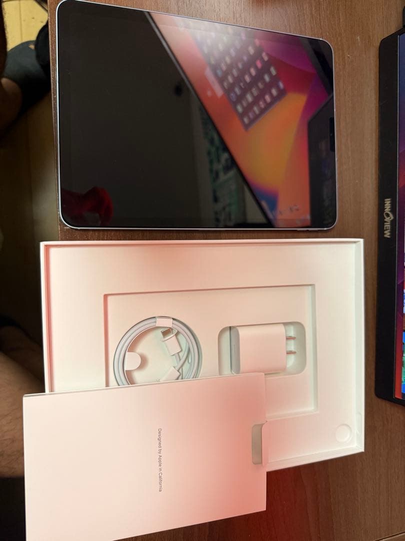 iPad Air (第4世代) Wi-Fi + Cellular 256GB