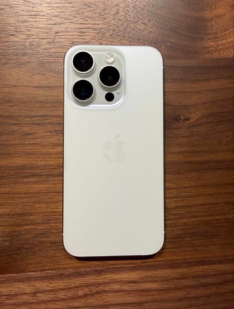 【ユウヤ】iPhone15Pro / 128GB / ホワイトチタニウム