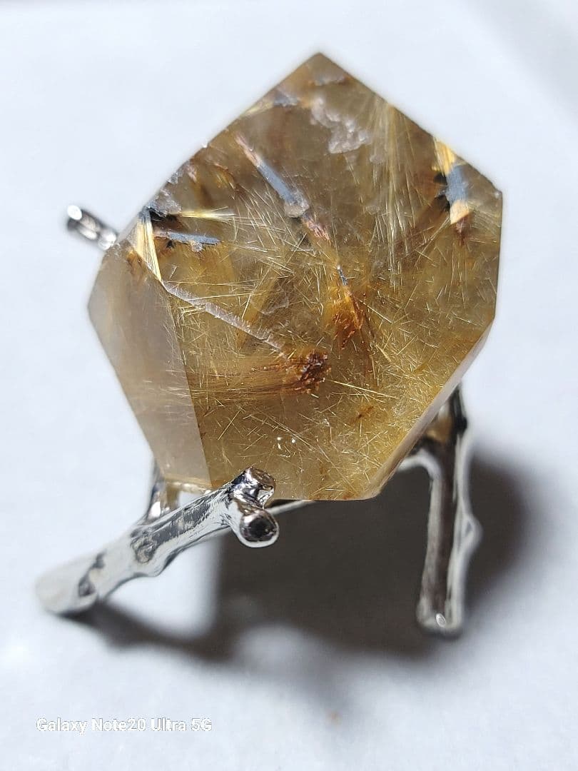 天然石　ルチルクォーツ原石