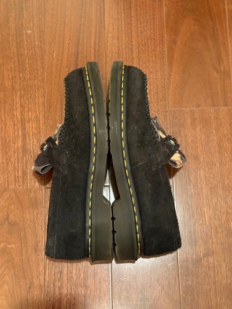 Dr. Martens ローファー