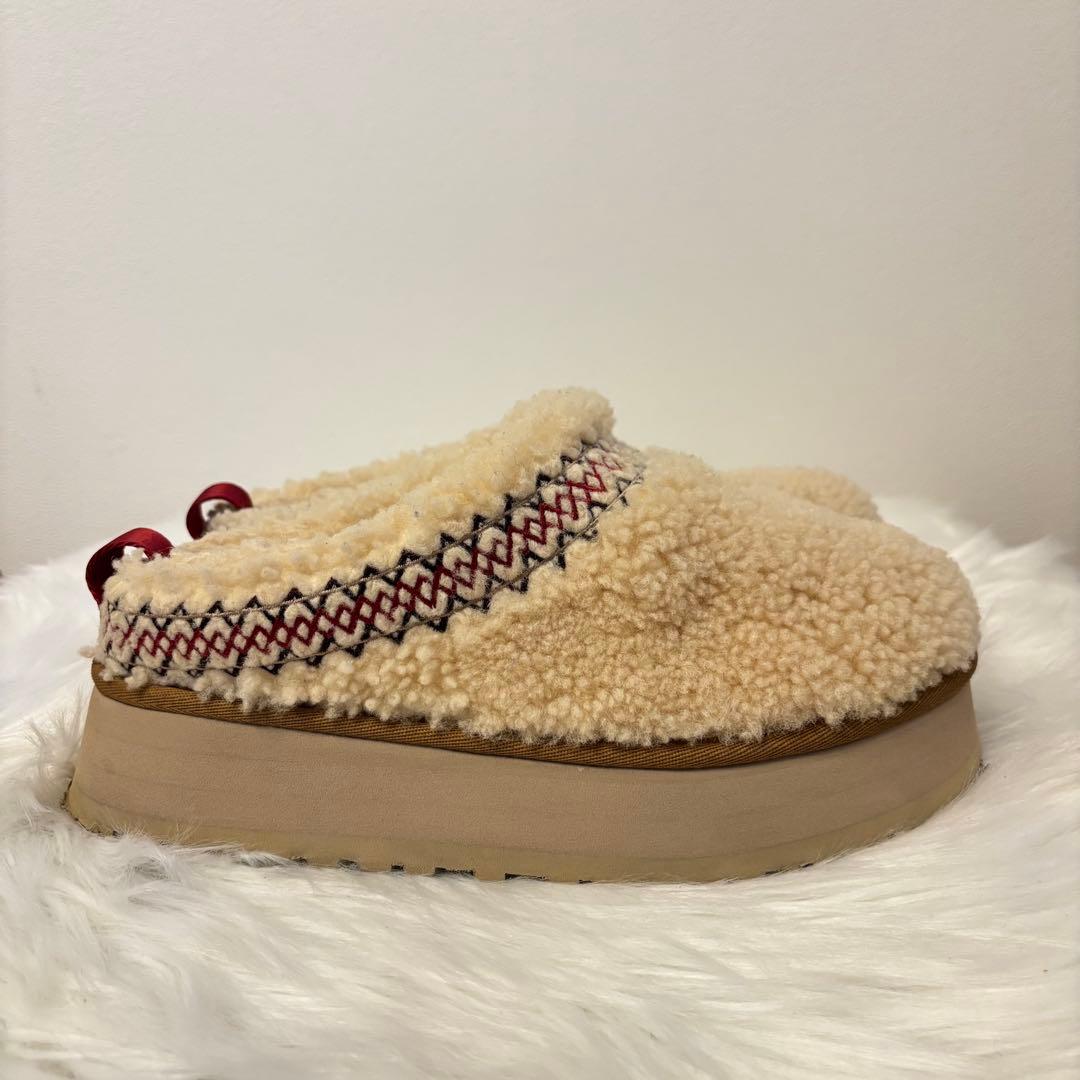 【希少】UGG タズ ヘリテージ ブレイド ムートン 厚底 ベージュ スリッポン