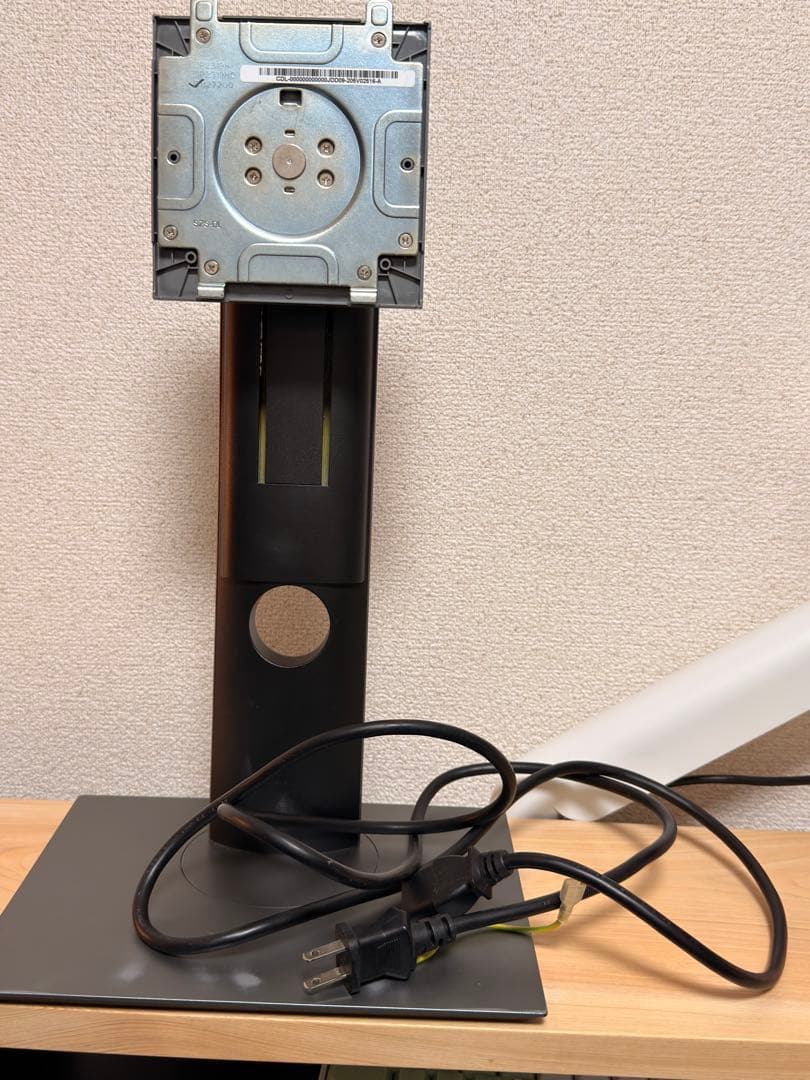 Dell U2720QM 27インチ 4K モニター