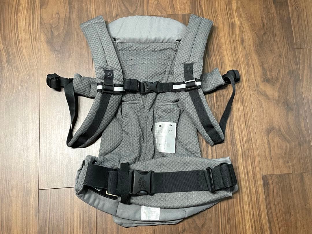 【coco】エルゴ　オムニブリーズ グラファイトグレー