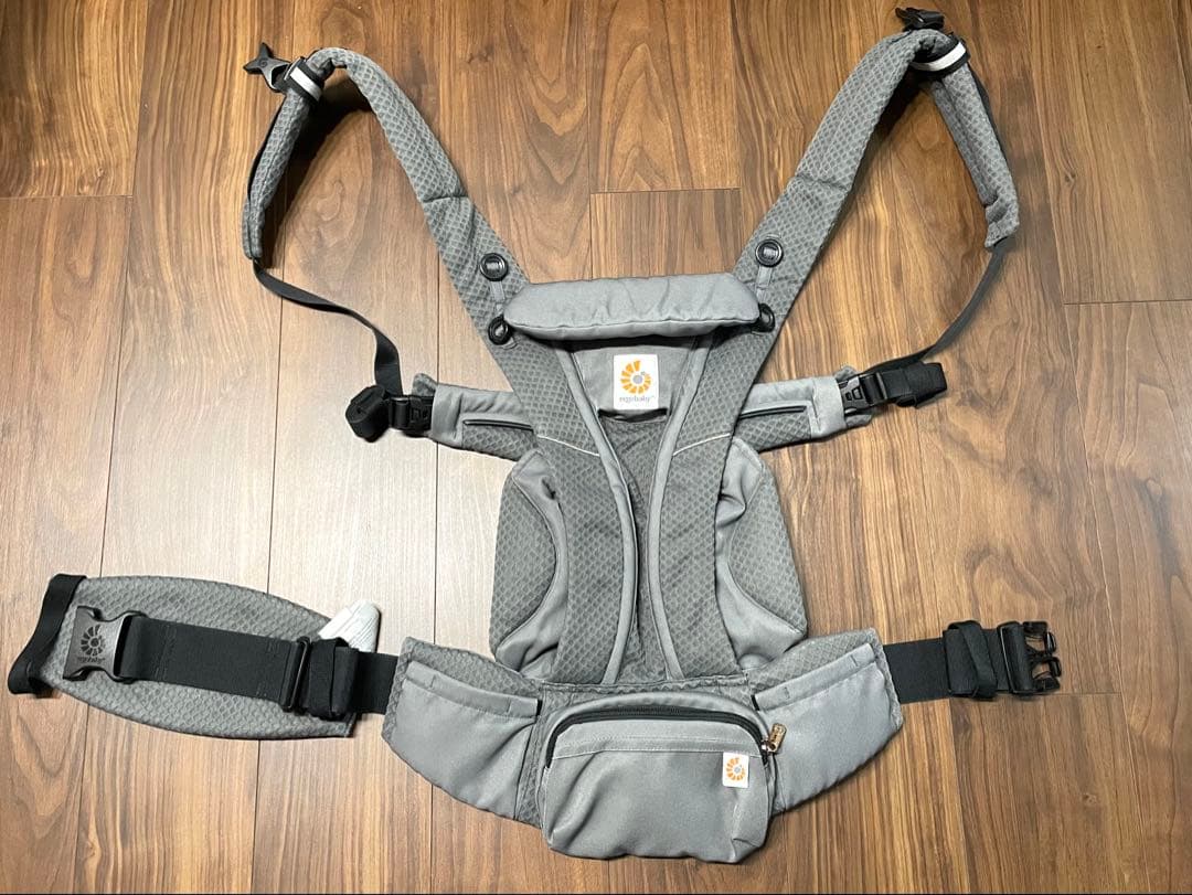 【coco】エルゴ　オムニブリーズ グラファイトグレー