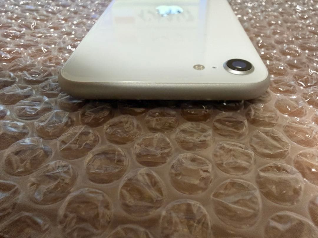 Apple iPhone SE 第二世代 本体