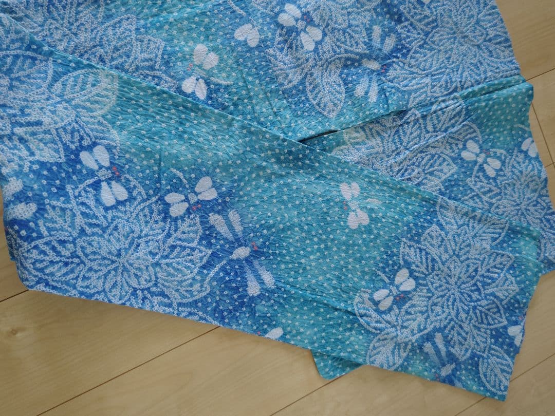 有松鳴海絞り　綺麗な水色に珍しいトンボ柄　爽やかなお品