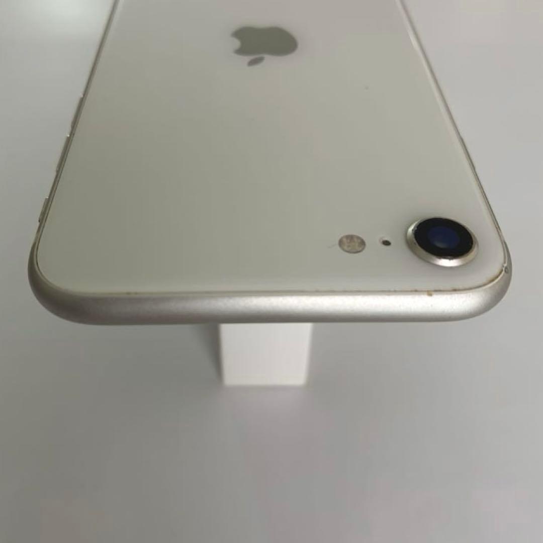 iPhone SE3 スターライト