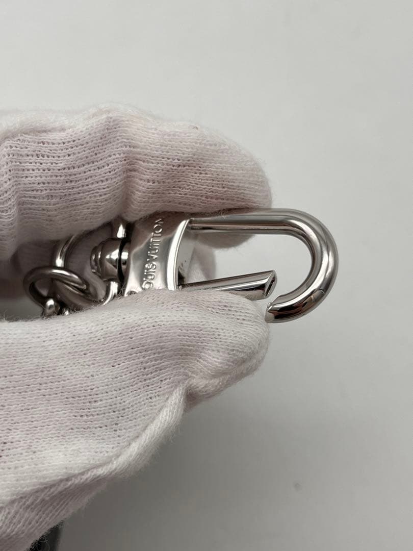 ルイヴィトン ポルトクレ クラブ タイガ グラシエ キーホルダー LVクラブ