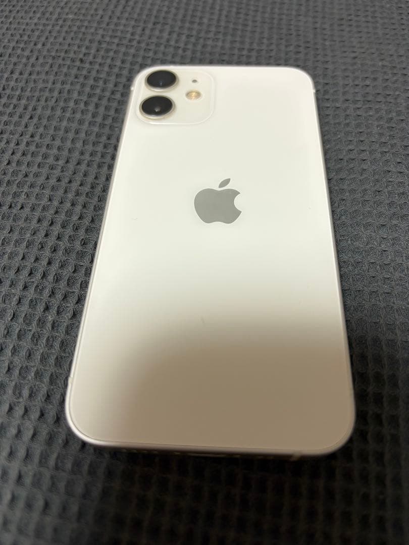 Apple iPhone 12mini 64GB 白 　箱有　SIMフリー　美品