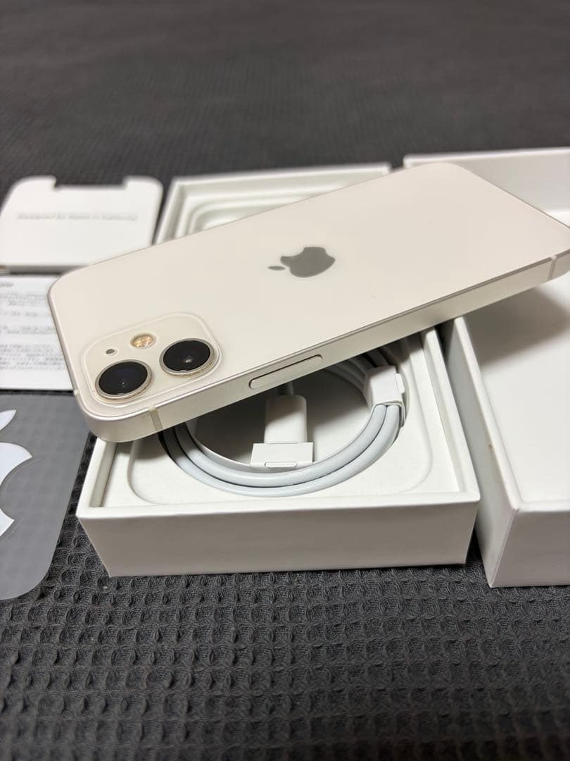Apple iPhone 12mini 64GB 白 　箱有　SIMフリー　美品