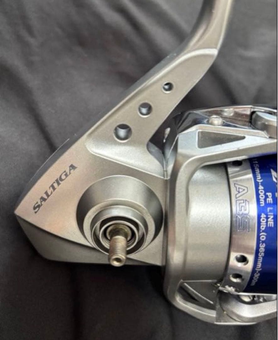 DAIWA SALTIGA Z4500 リール 専用ケース付き