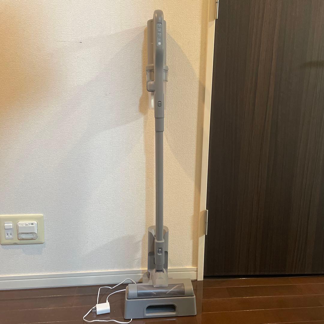 アイリスオーヤマ　充電式サイクロンスティッククリーナー