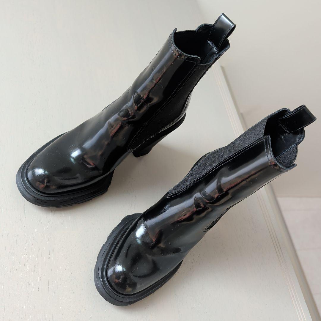 Alexander McQueen サイドゴアブーツ ブラック