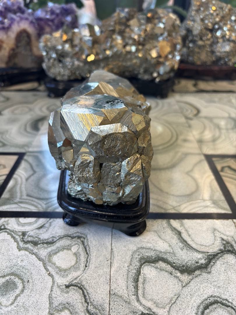 黄鉄鉱　パイライト　ストーン　鉱石　希少　置物　インテリア