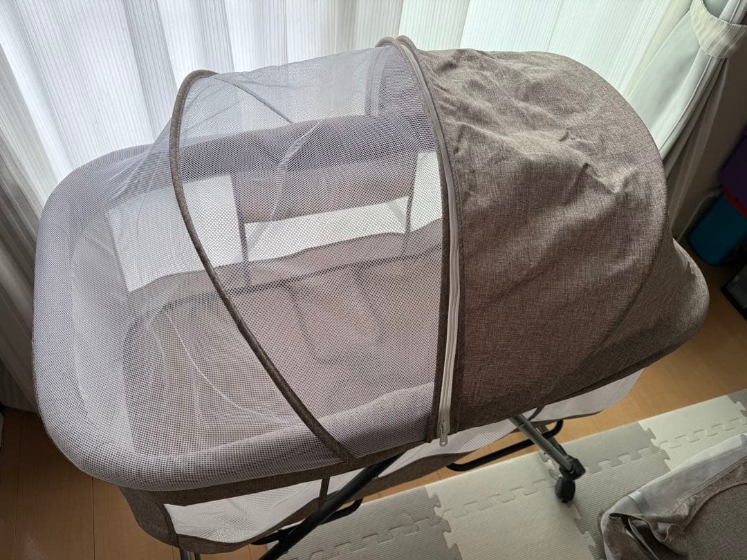 【美品】折りたたみベビーベッド コンパクト 持ち運び便利 出産準備