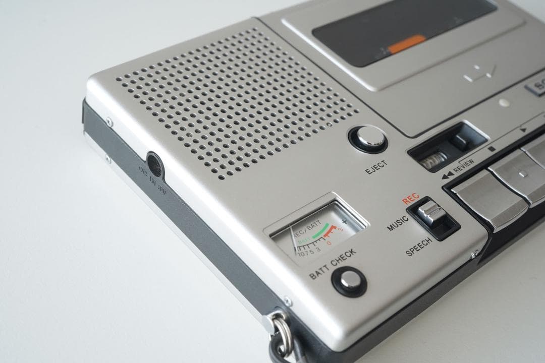 美品・整備品 SONY カセットレコーダー TC-1100 ケース付き・動作品