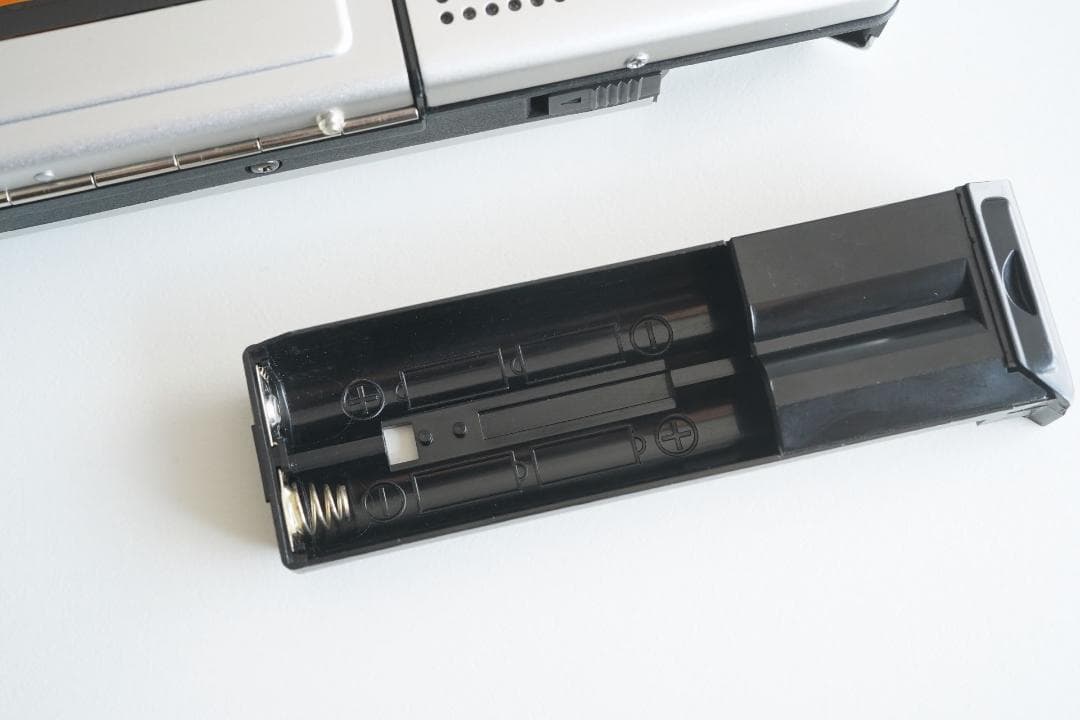 美品・整備品 SONY カセットレコーダー TC-1100 ケース付き・動作品