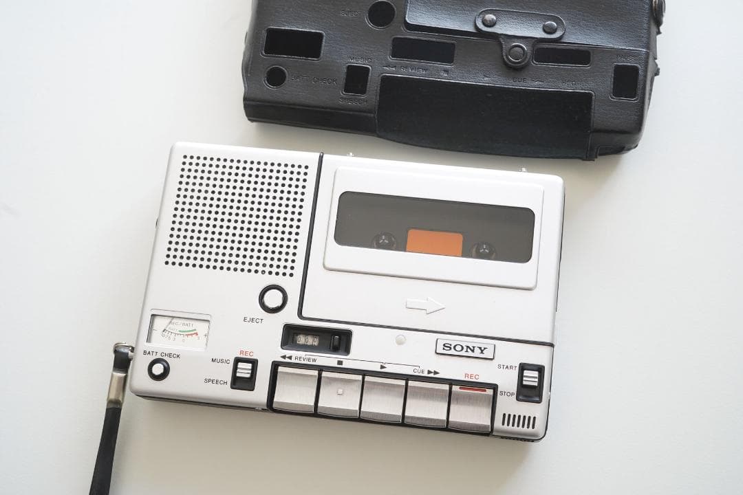 美品・整備品 SONY カセットレコーダー TC-1100 ケース付き・動作品