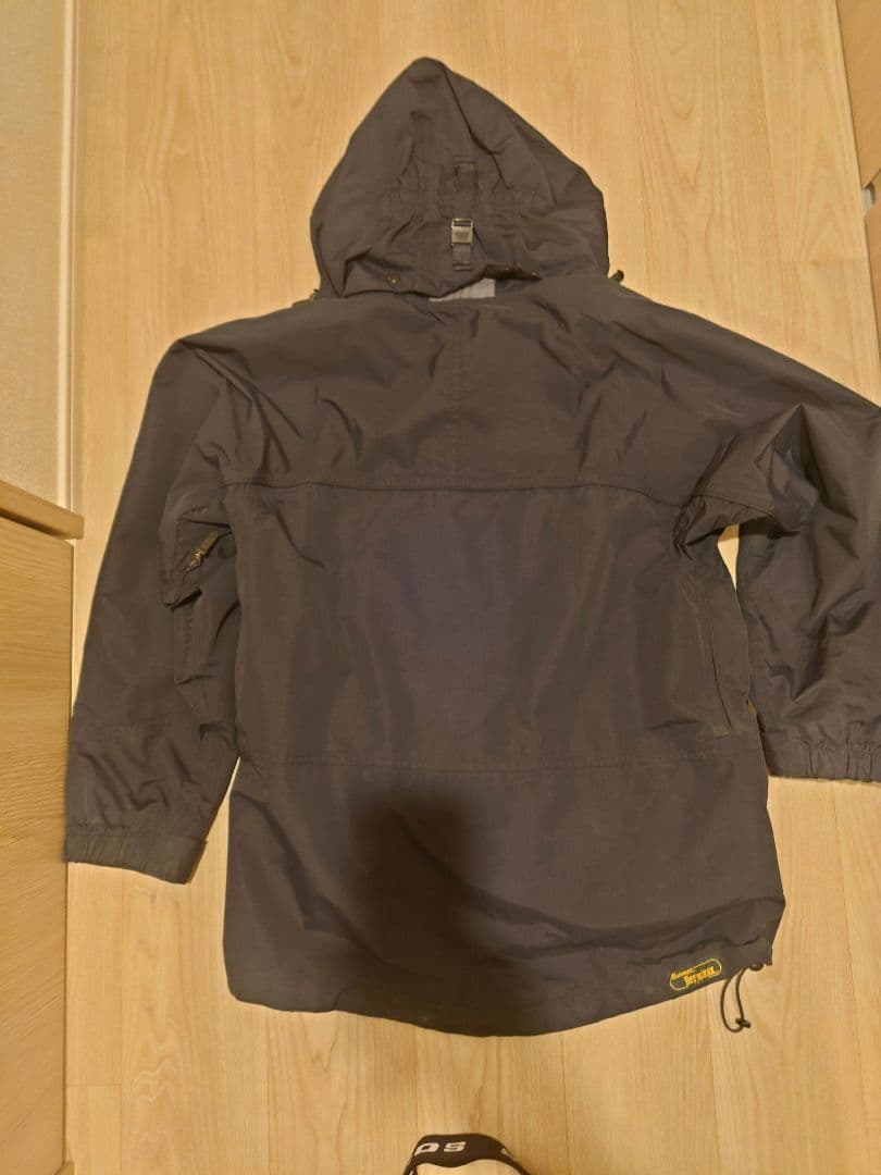 sos スキーウェア　スノーボードウェア