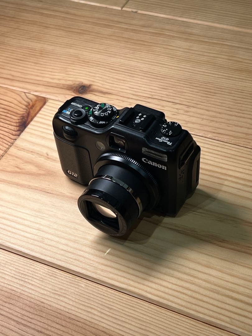 Canon キャノン PowerShot G12 バッテリー3個、充電器