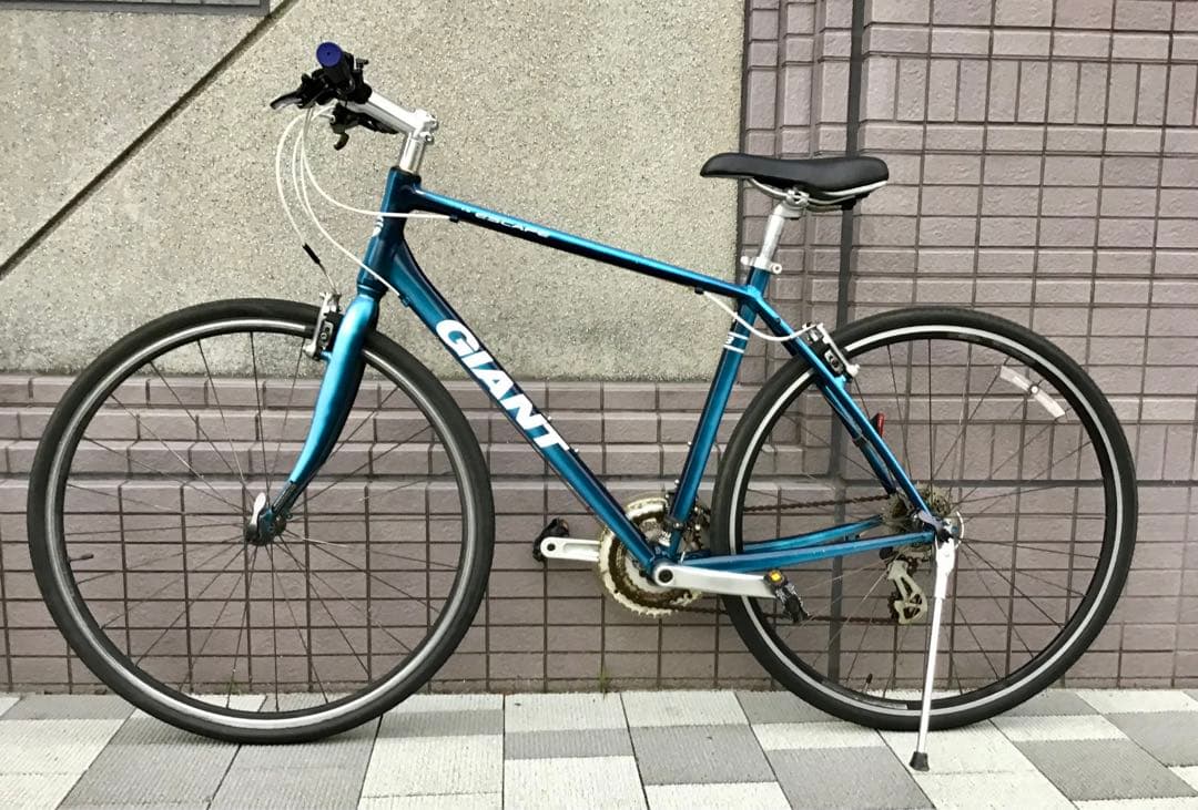 GIANT エスケープ クロスバイク ESCAPE R3 M 24段　東京