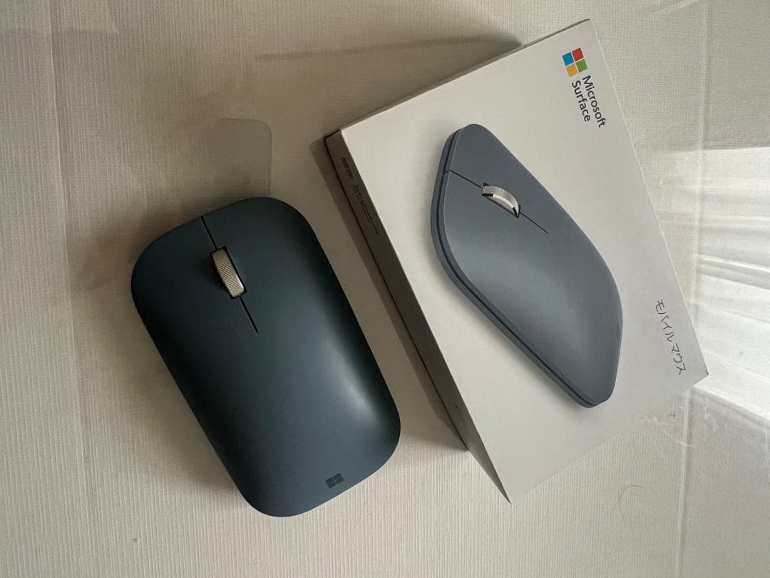 極美品Surface Pro8/8GB/256GB+純正キーボード+純正マウス