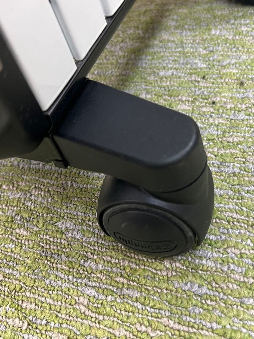 Kデロンギ　マルチダイナミックヒーター　オイルヒーター　MDHU09-BK