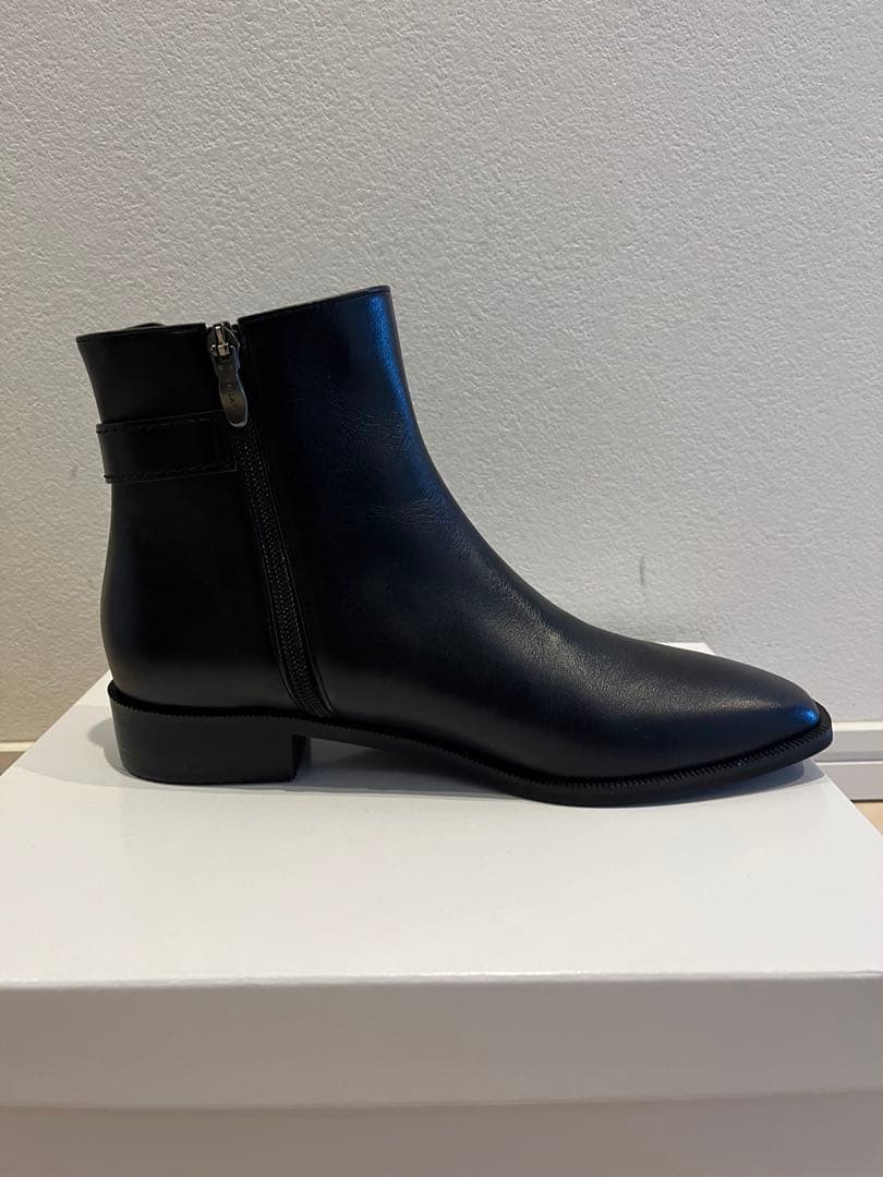 【最終価格】ダイアナ　サイドゴアスクエアトゥショートブーツ