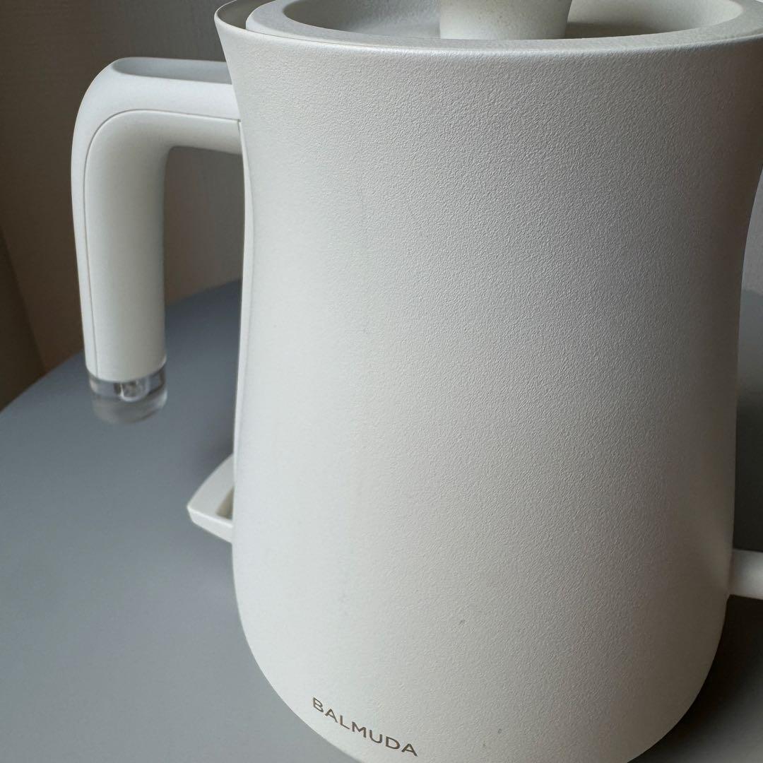 バルミューダ ケトル （2024年リニューアル版 ）白 KPT01JP-WH