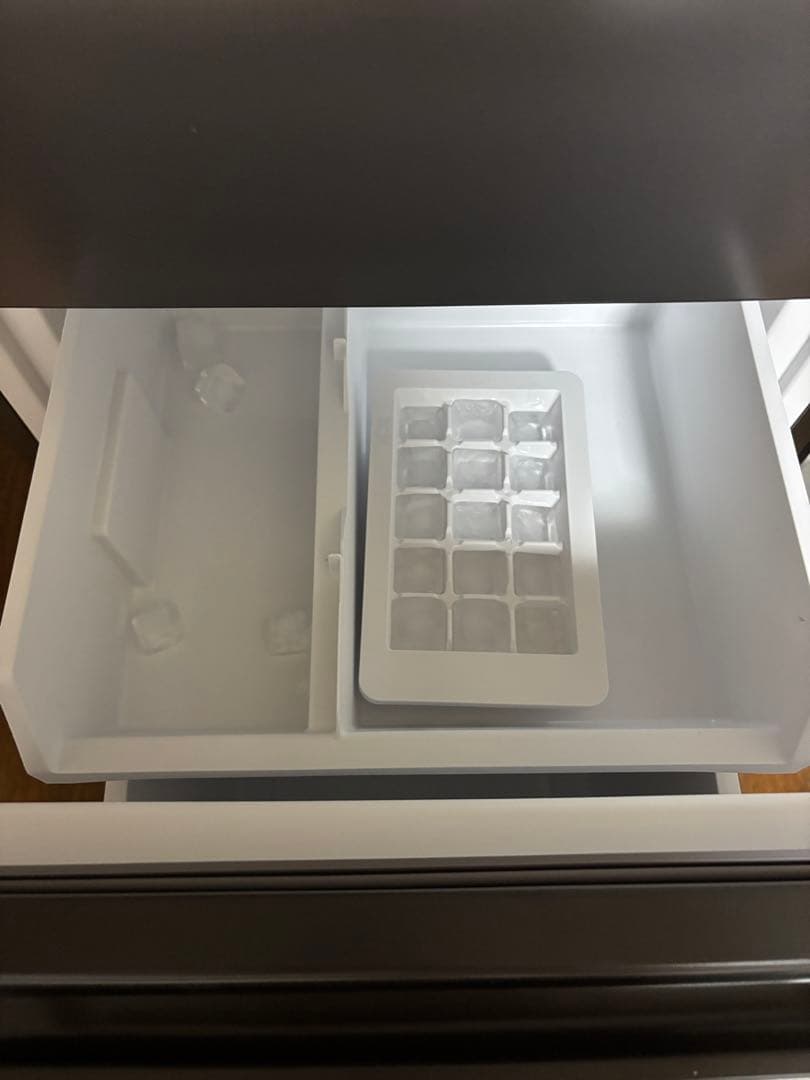 a*0様 AQUA 冷蔵庫 AQR-14R (DS) 2024年型 美品