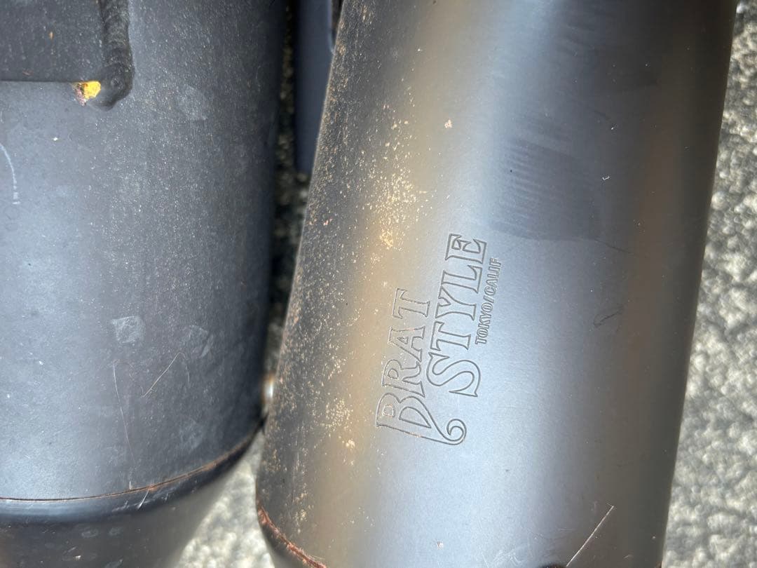 w650 BRAT STYLE マフラー