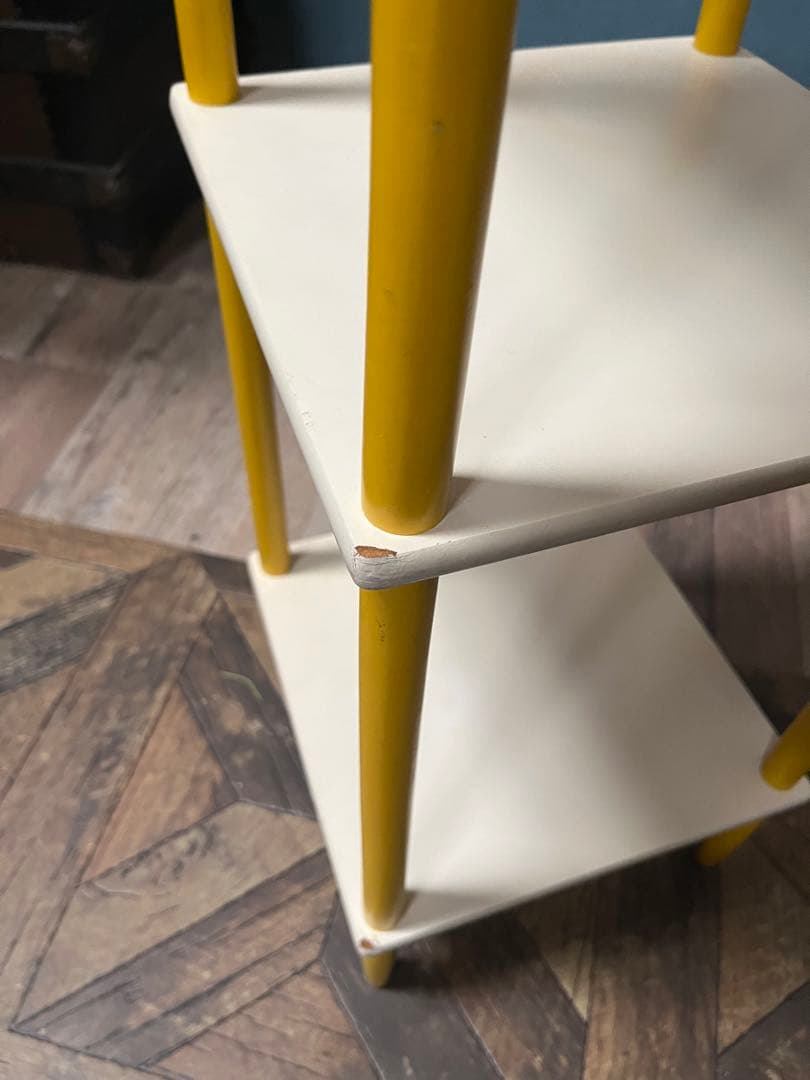 3段 棚 昭和レトロ レトロポップ 当時物 インテリア 黄色 白 ラック