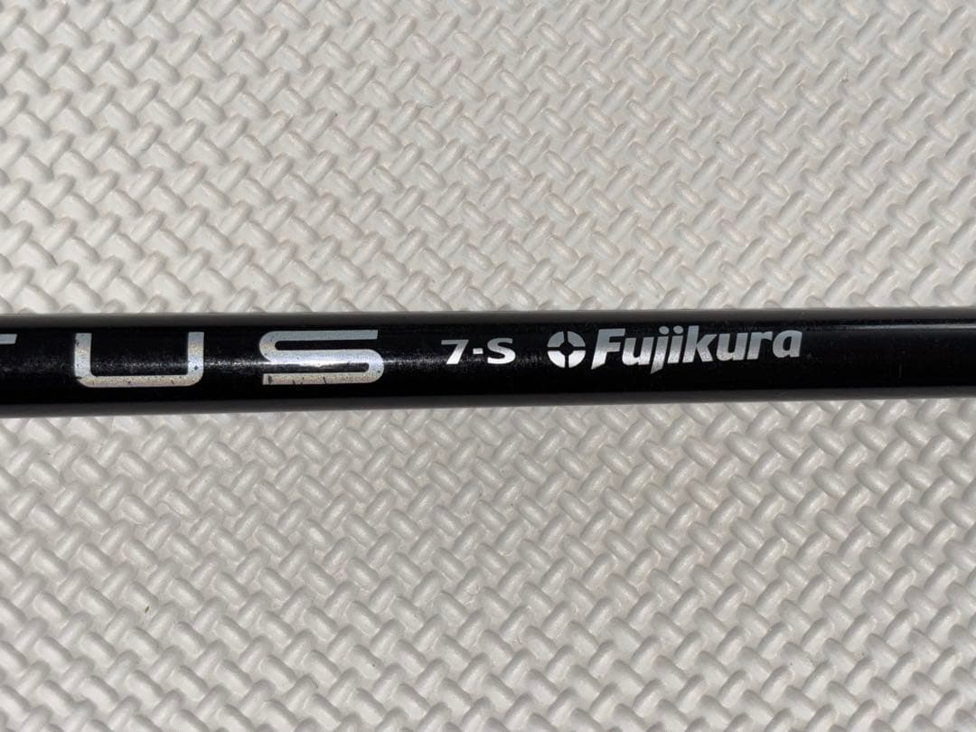 ベンタス　レッド 7S US ユーティリティ用　テーラーメイドスリーブ