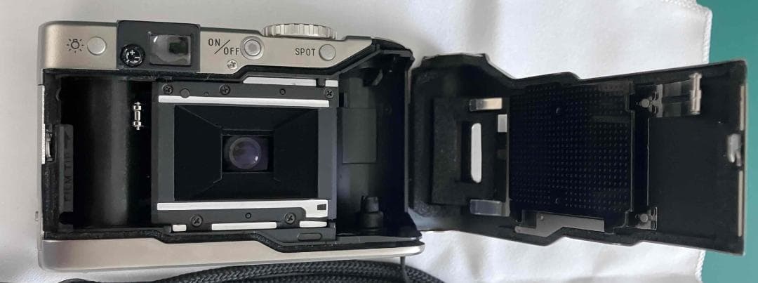 MINOLTA TC-1 コンパクトフィルムカメラ