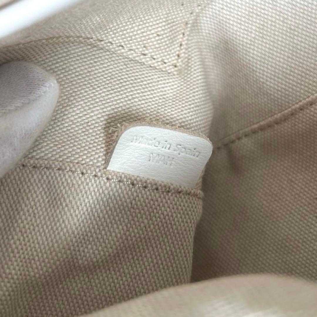 ジェイアンドエムデヴィッドソン　ショルダーバッグ 白　レザー　K1482