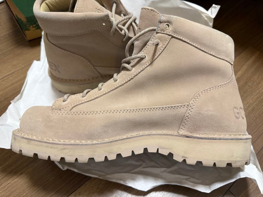 danner field ユナイテッドアローズ別注 ベージュ