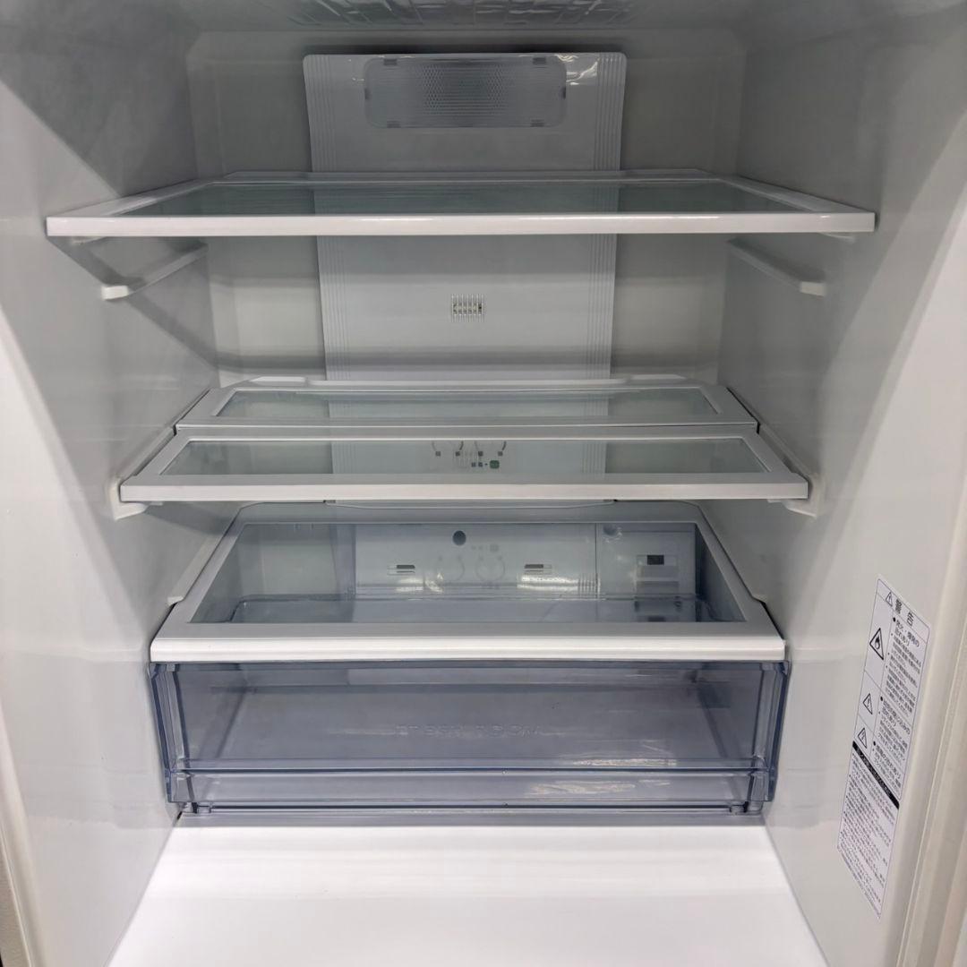 590 大型冷蔵庫　一人暮らし　家庭用でも！オススメ　200L〜300L　極美品