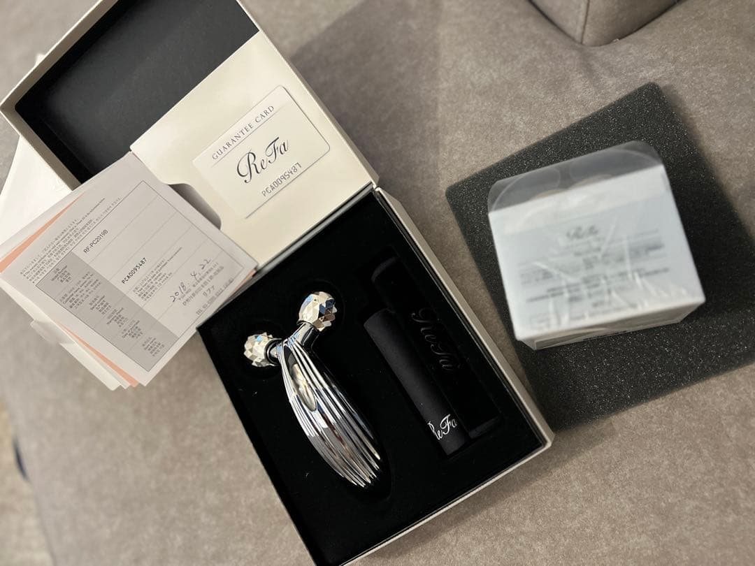 リファ　美顔ローラー&ブラシ