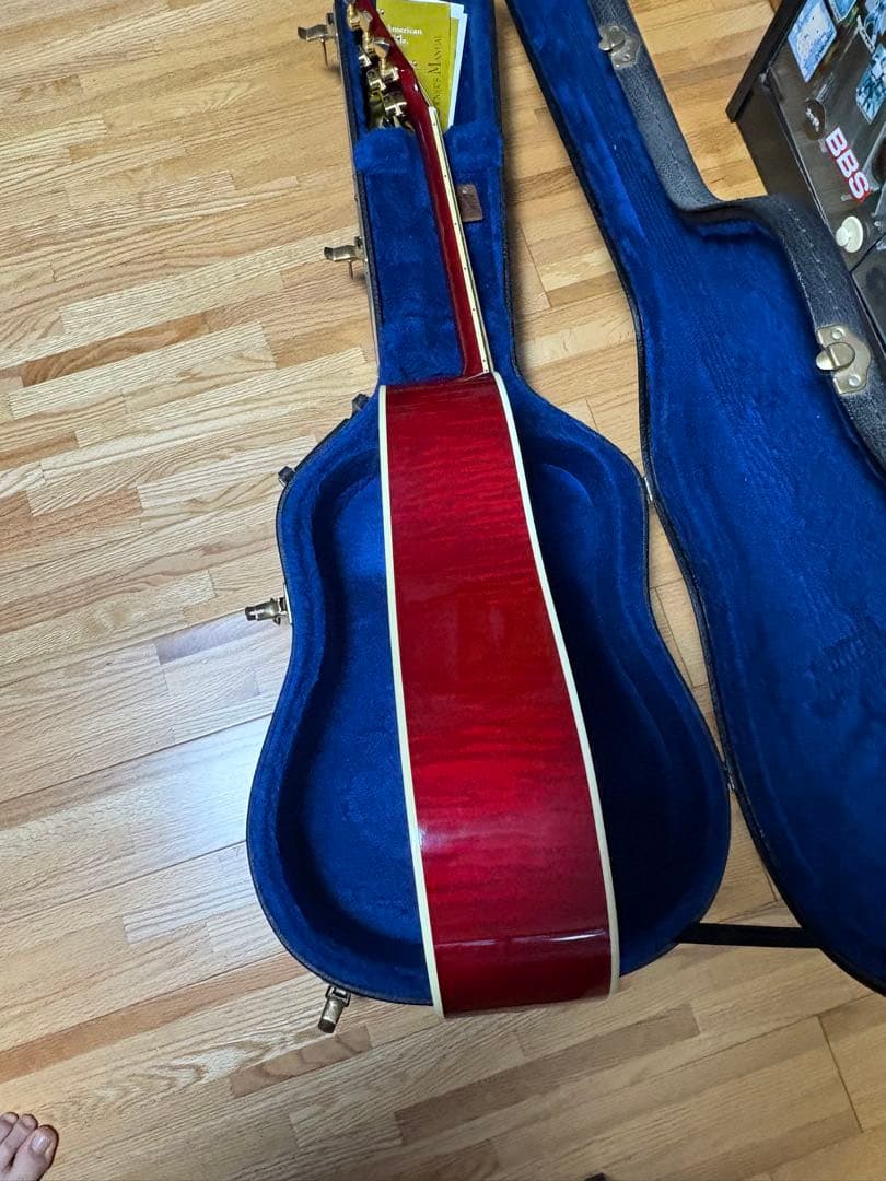 Gibson Dove アコースティックギター