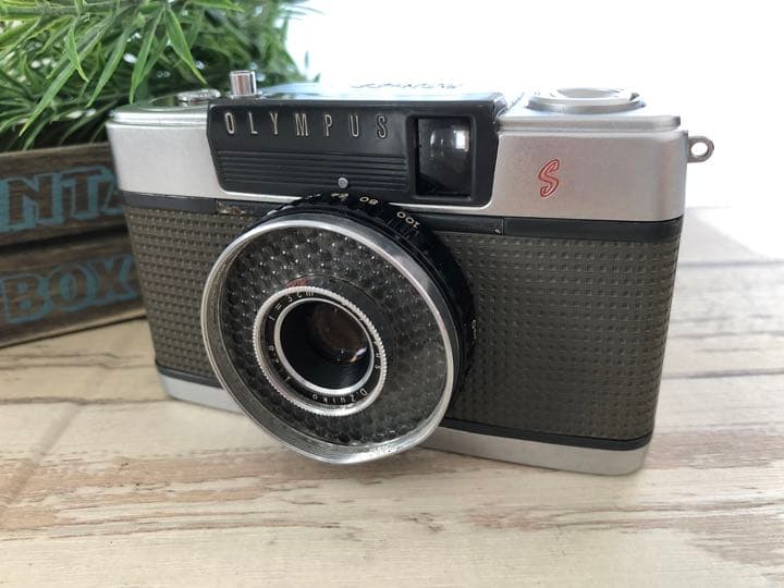 フィルムカメラ OLYMPUS PEN EE S D.ZUIKO 3cm F2.8