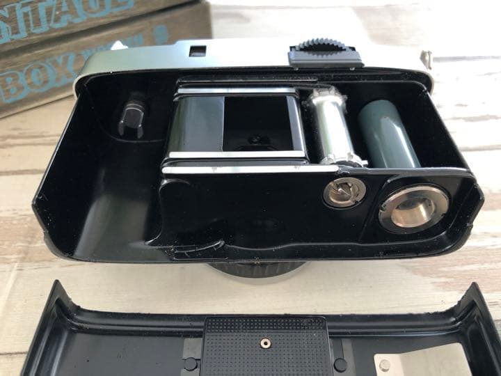 フィルムカメラ OLYMPUS PEN EE S D.ZUIKO 3cm F2.8