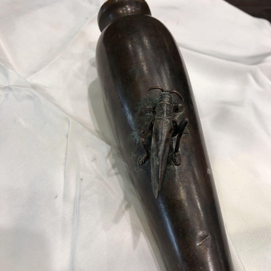 銅製アンティーク昆虫バッタ一輪挿し