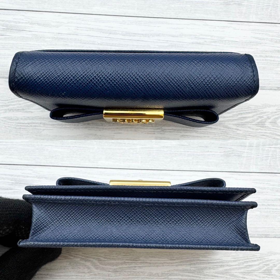 【美品】PRADA サフィアーノレザー 名刺入れ　リボン　ネイビー