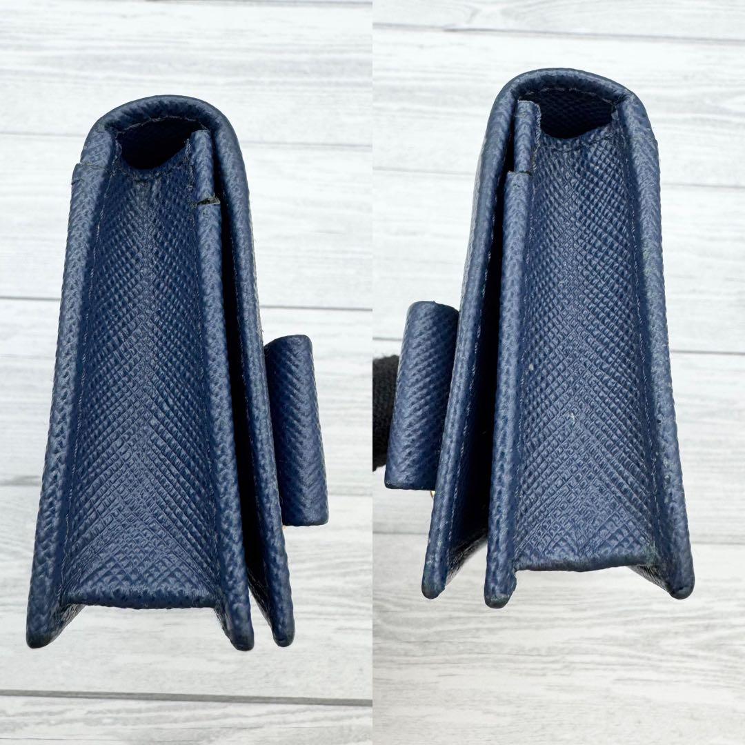 【美品】PRADA サフィアーノレザー 名刺入れ　リボン　ネイビー