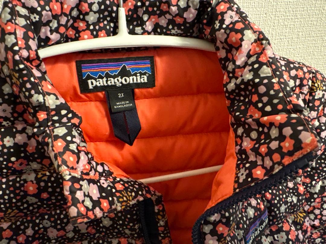 patagonia パタゴニア ベビー・ダウン（ダウンジャケット）2Ｔ